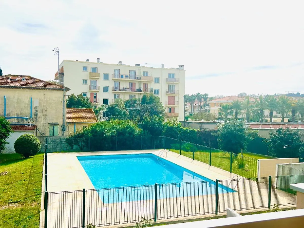 Les Palmiers - Appartement Avec Piscine Proche Plages - Wifi Et Clim Antibes 0*,  France